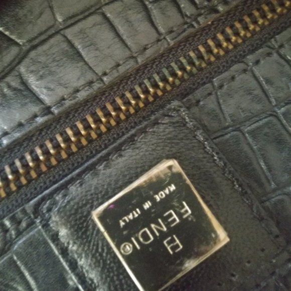 Vintage fendi black embossed croc gator gold tote - Picture 6 of 8